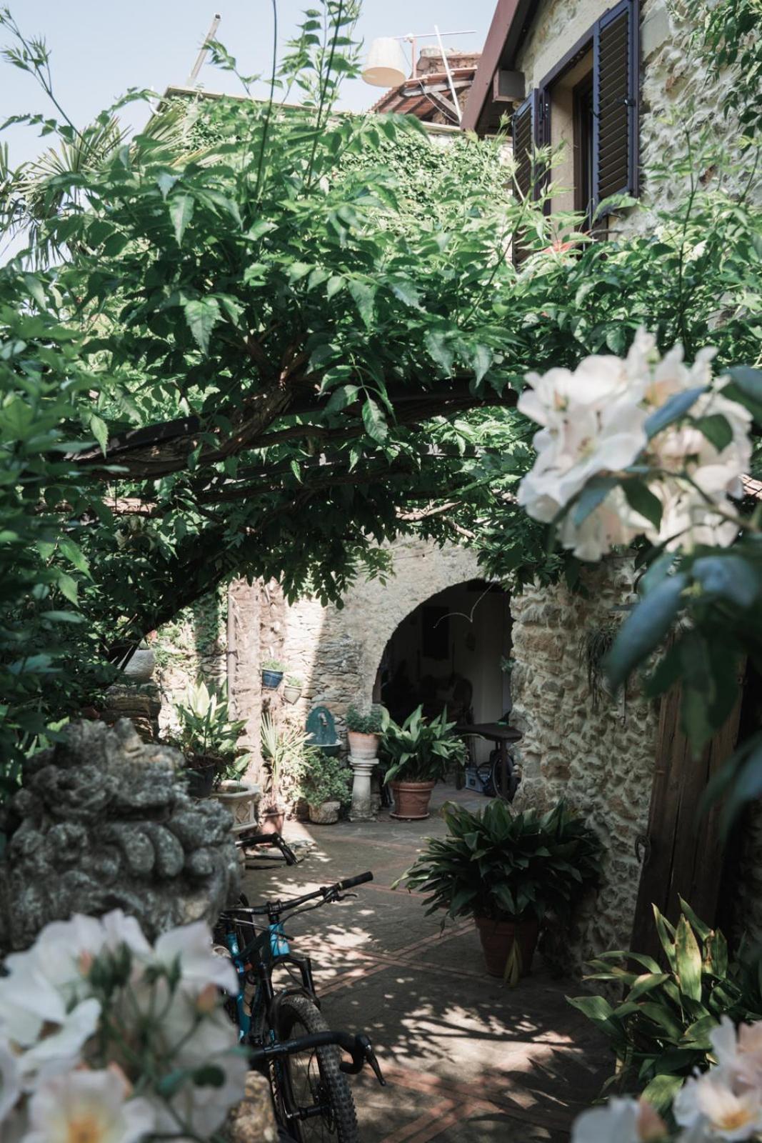 Borgata Cantone Country House B&B Garlenda Kültér fotó